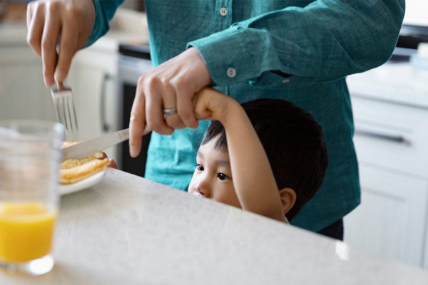 Kids and Sugary Drinks: How Clever Packaging Can Deceive Parents Kids should drink mainly water and milk for the first few years, according to experts. Getty Images 