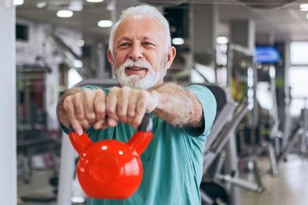 Yes, You Still Should Get to the Gym After You Turn 60